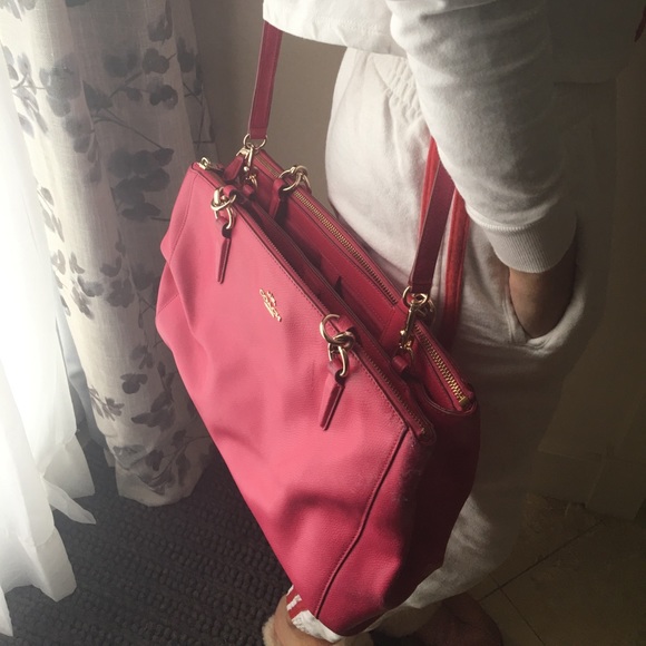 Pink Fuchsia Coach Purse - Picture 3 of 6